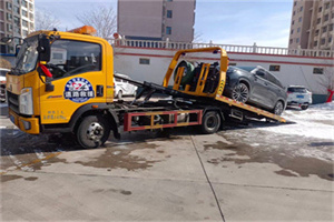 鹤岗救援拖车费用怎么算